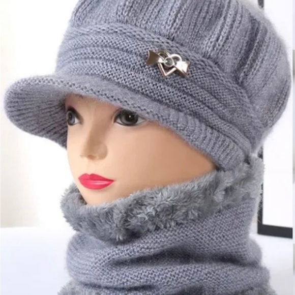 NWOT Warm Hat and Scarf Marching Set - Picture 2 of 10